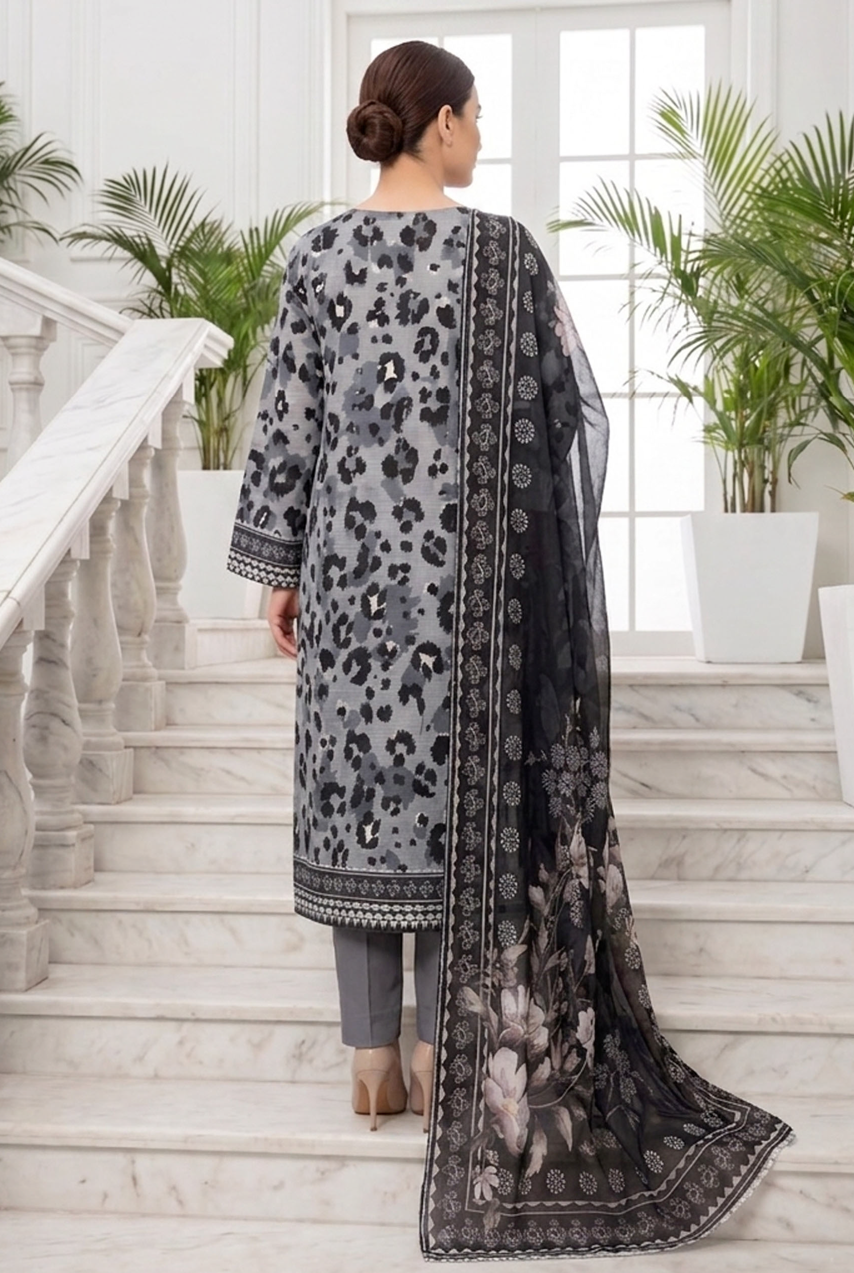Graceful Embroidered Chiffon Unstitched Suit 3 Piece with Embellished Dupatta – Party & Wedding Wear